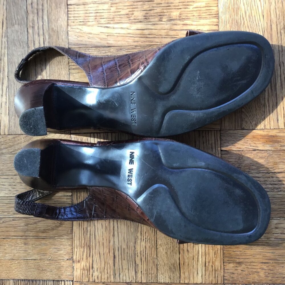 Brown Leather Crocodile Pump Heels Sling Back Bow Detail Nine West 8.5 M - Picture 4 of 6